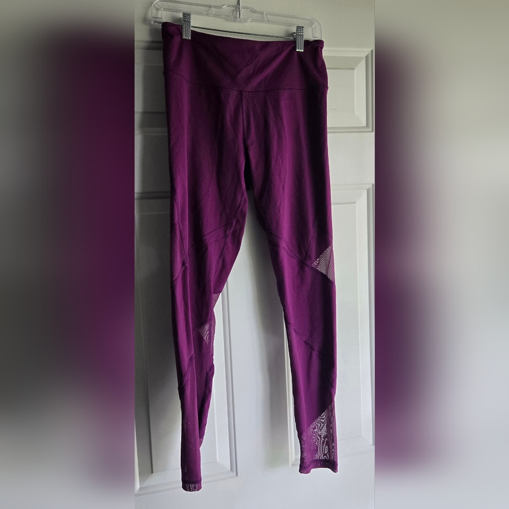 Victoria Sport Knockout By Victoria's Womens Sz Medium Tight Leggings Gym Purple